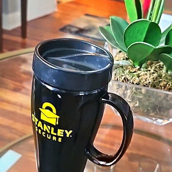 Visuon USA Stanley Cup Black Chrome Collection 30oz Quencher  New - Picture 3 of 6